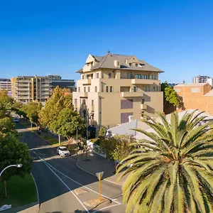 Hotel Club Wyndham Perth, Trademark Collection By Wyndham Perth